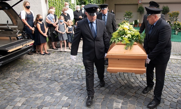 Pogrzeb ks. Georga Ratzingera 8 lipca w katedrze św. Piotra w Ratyzbonie