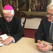 Archidiecezja. Umowa bezpłatnego użyczenia przestrzeni katedralnej dla powstającego Panteonu Górnośląkiego podpisana.