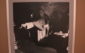 Wystawa fotografii Adama Bujaka, poświęconych Karolowi Wojtyle