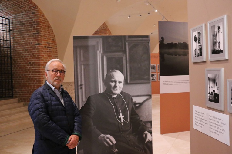 Karol Wojtyła w obiektywie Adama Bujaka