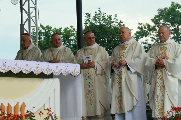 Uroczystości ku czci Matki Bożej Płaczącej