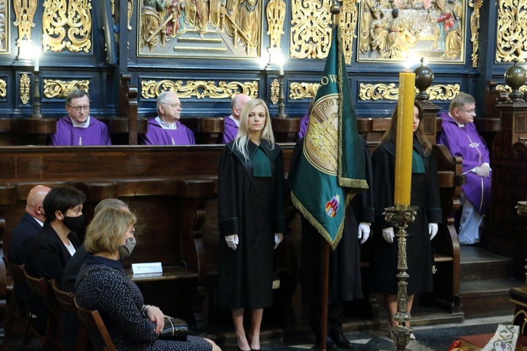 Msza św. żałobna w intencji ks. Jana Pasierbka