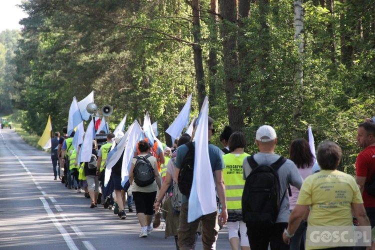 Pielgrzymka w pierwszą sobotę miesiąca do sanktuarium Matki Bożej Rokitniańskiej