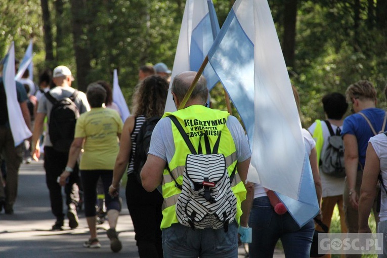Pielgrzymka w pierwszą sobotę miesiąca do sanktuarium Matki Bożej Rokitniańskiej