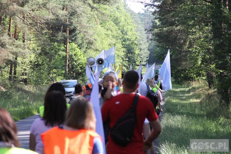 Pielgrzymka w pierwszą sobotę miesiąca do sanktuarium Matki Bożej Rokitniańskiej