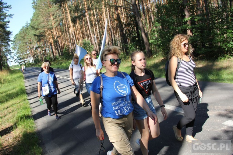 Pielgrzymka w pierwszą sobotę miesiąca do sanktuarium Matki Bożej Rokitniańskiej