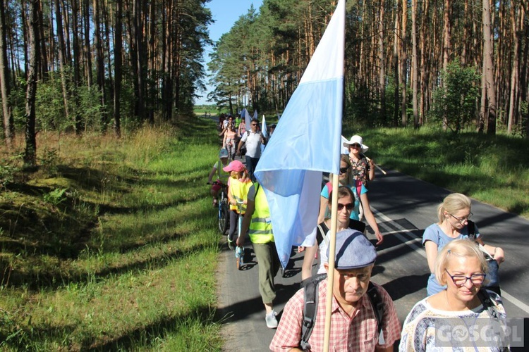 Pielgrzymka w pierwszą sobotę miesiąca do sanktuarium Matki Bożej Rokitniańskiej