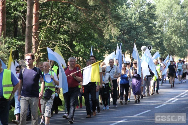 Pielgrzymka w pierwszą sobotę miesiąca do sanktuarium Matki Bożej Rokitniańskiej