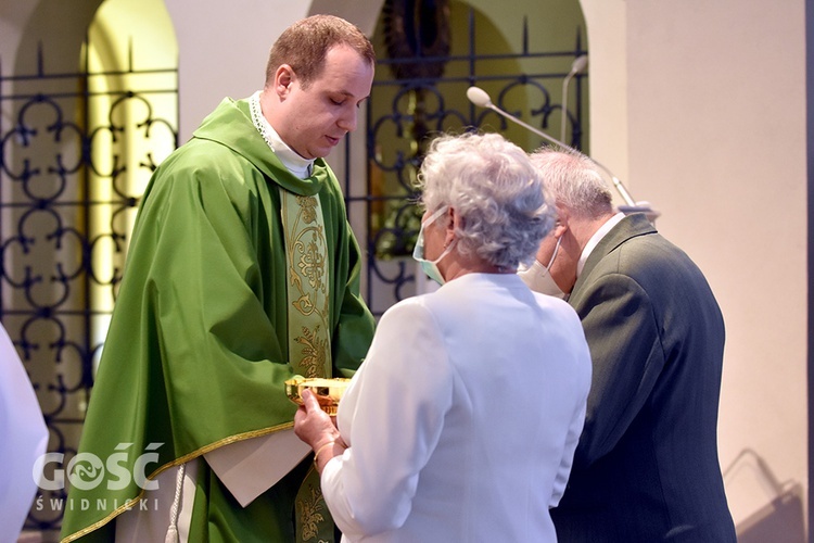 Instalacja ks. Tomasza Zięby na proboszcza parafii pw. Wniebowzięcia NMP w Szczawnie-Zdroju