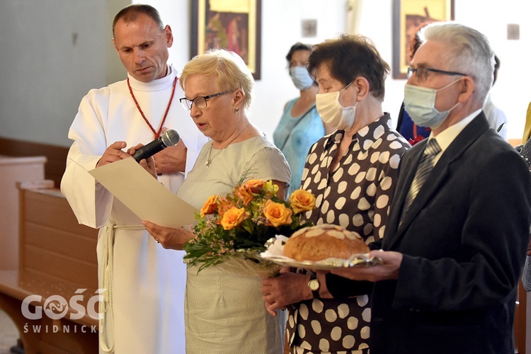 Instalacja ks. Tomasza Zięby na proboszcza parafii pw. Wniebowzięcia NMP w Szczawnie-Zdroju