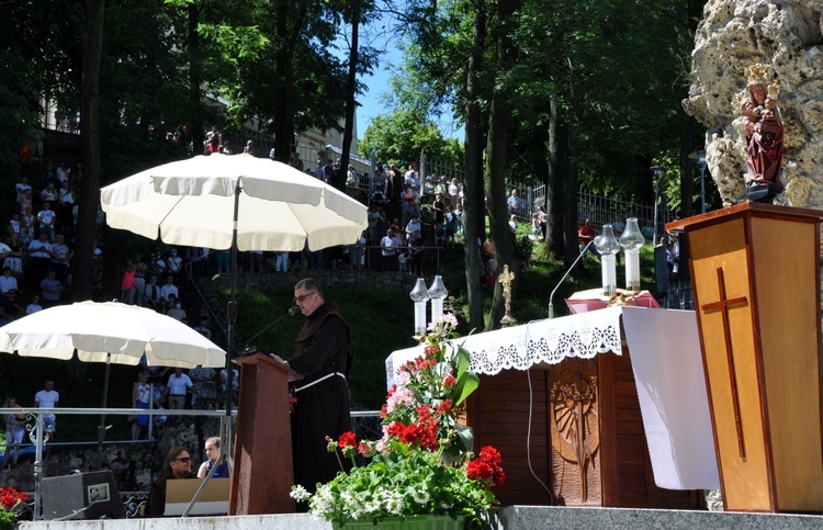 Pielgrzymka dzieci na Górę Świętej Anny