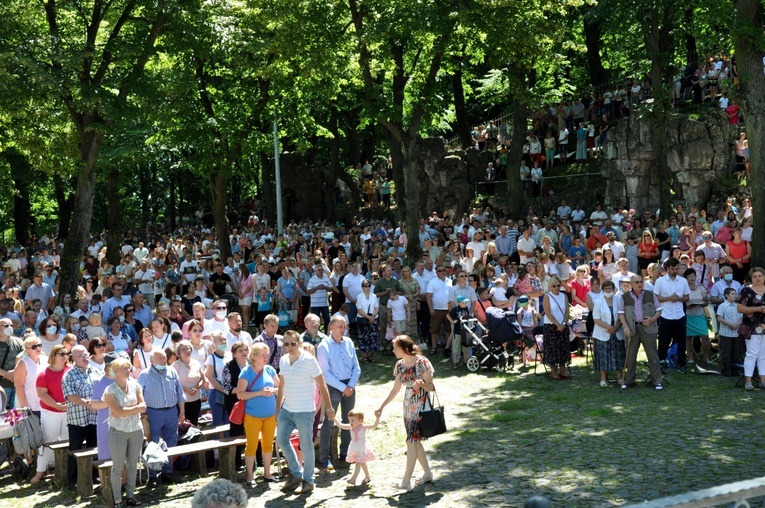 Pielgrzymka dzieci na Górę Świętej Anny