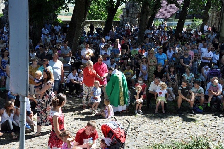 Pielgrzymka dzieci na Górę Świętej Anny