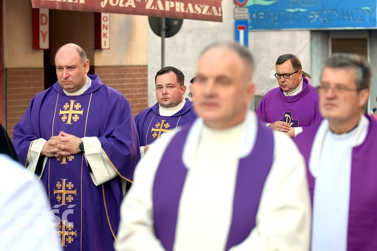 Strzegom. Eksporta ciała ks. Marka Żmudy