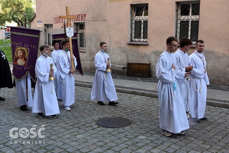 Strzegom. Eksporta ciała ks. Marka Żmudy