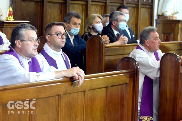 Strzegom. Eksporta ciała ks. Marka Żmudy