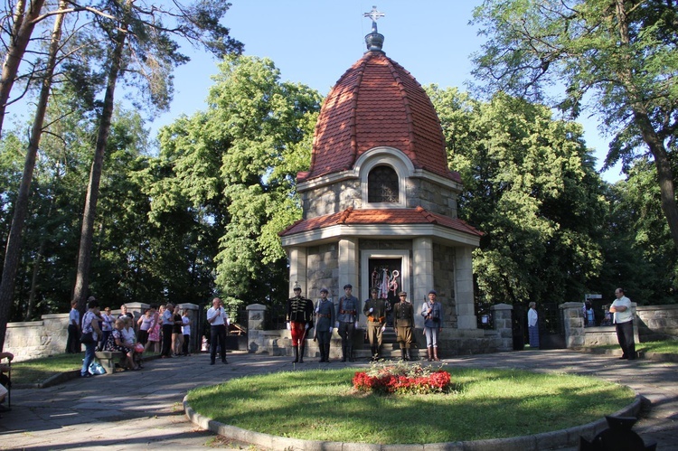 Limanowa. Różaniec za poległych na Jabłońcu