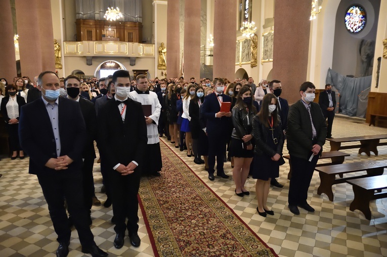 Bierzmowanie w Limanowej, cz. 1