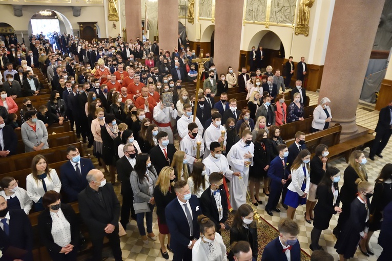 Bierzmowanie w Limanowej, cz. 1