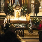 ▲	Eucharystia podczas męskiego spotkania.