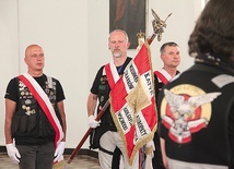 ▲	Msza św. w Jordanowie, gdzie proboszczem jest ks. Piotr Franek z Kapłańskiego Klubu Motocyklowego God’s Guards.