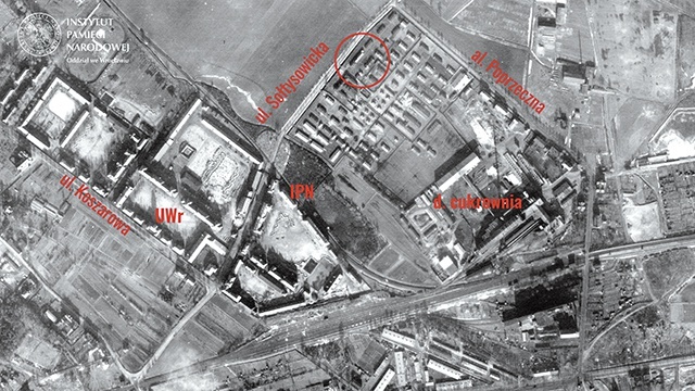 Burgweide na zdjęciu lotniczym wykonanym 1 lutego 1945 r. przez aliantów. Naniesiono współczesne nazwy punktów orientacyjnych.