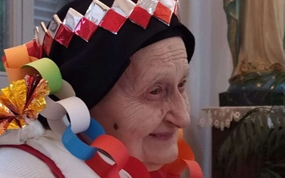 Siostra Anna Maria świętuje swoje 100. urodziny.