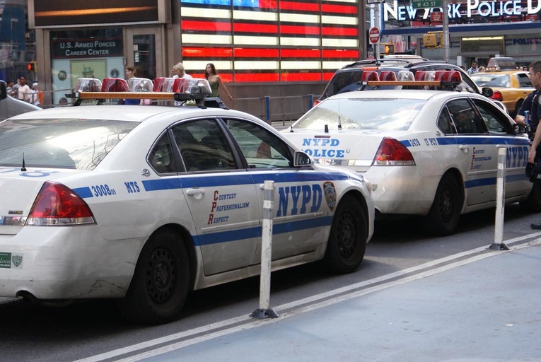W Nowym Jorku rośnie liczba policjantów odchodzących na emeryturę