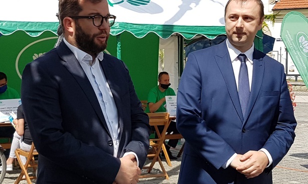 Pszczyna. Odpowiedzi na pytania jak wypełnić wnioski o dotacje na wymianę pieca czy ocieplenie budynku