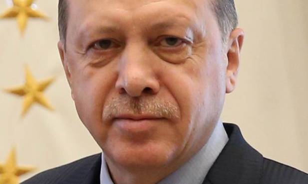 Erdogan formalnie przekształcił Hagię Sophię w meczet