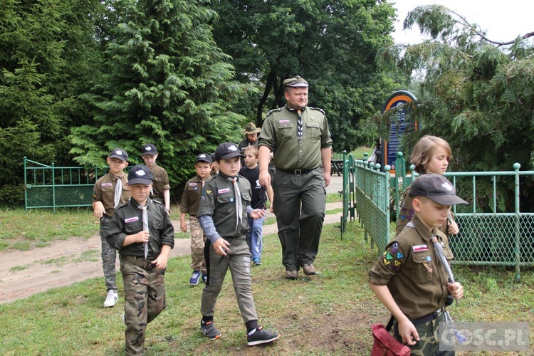 Kolonia zuchowa zielongórskiego ZHR w m. Długie k. Strzelec Krajeńskich