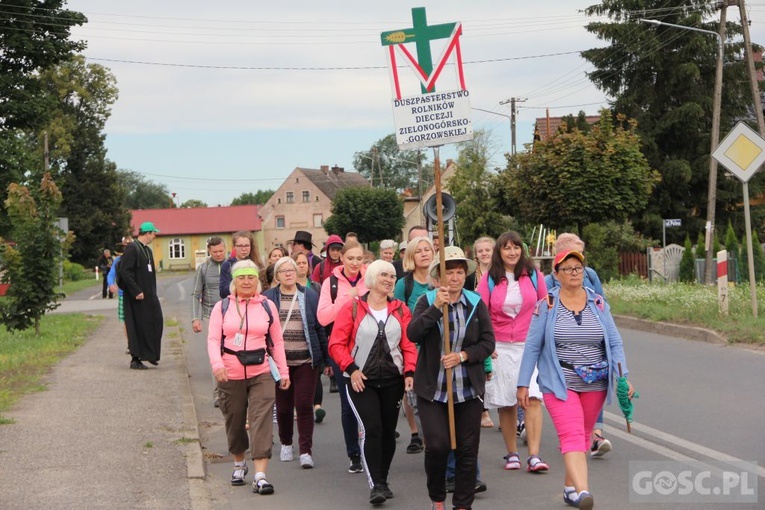 Pielgrzymka z Klenicy do Otynia