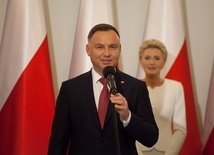 Andrzej Duda zapewnił sobie reelekcję.