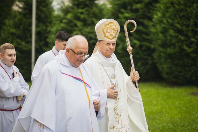 Parafia Wniebowzięcia NMP w Różance ma nowego proboszcza