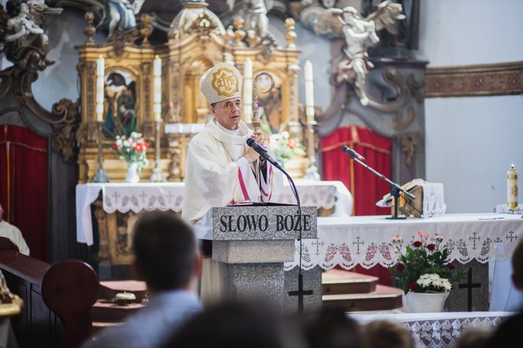 Parafia Wniebowzięcia NMP w Różance ma nowego proboszcza