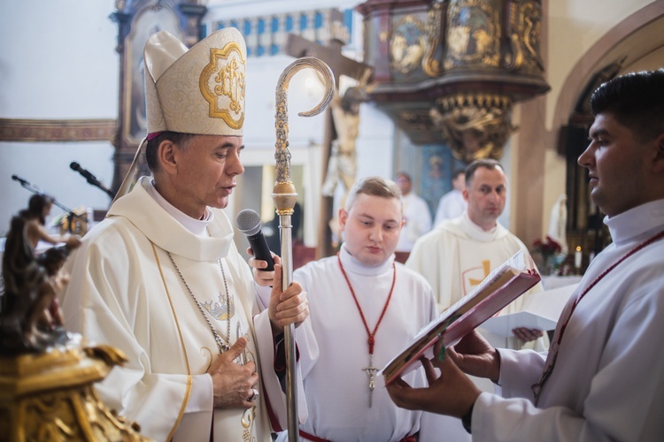 Parafia Wniebowzięcia NMP w Różance ma nowego proboszcza