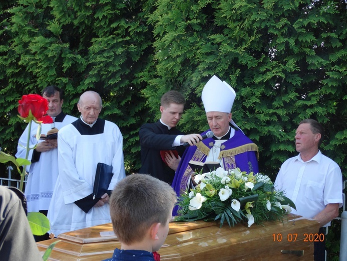 Uroczystości pogrzebowe śp. Marii Sojka