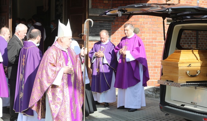 Modlitwom przewodniczył bp Piotr Greger.