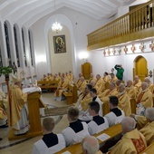 Rok 2019. Msza św. pod przewodnictwem bp. Henryka Tomasika w kaplicy Domu Księży Seniorów.