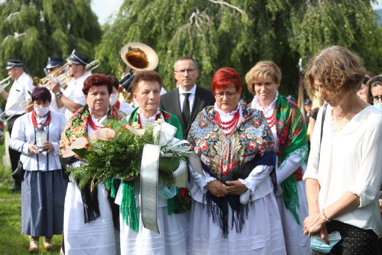 Pogrzeb śp. ks. kan. Jana Krysty w Lipowej