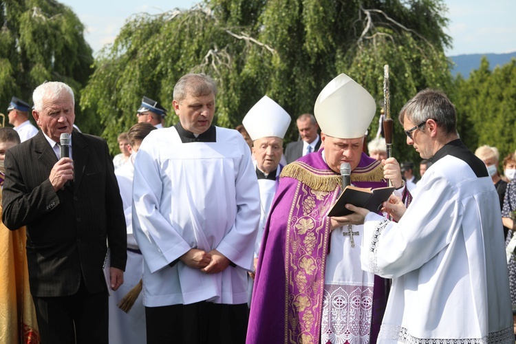 Pogrzeb śp. ks. kan. Jana Krysty w Lipowej