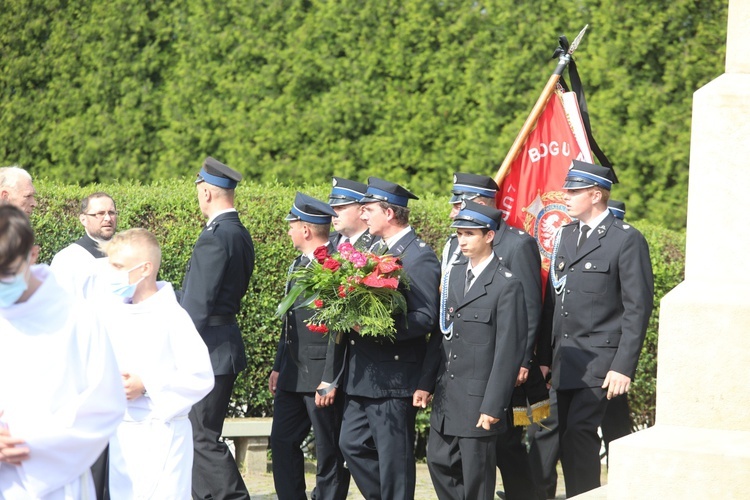 Pogrzeb śp. ks. kan. Jana Krysty w Lipowej