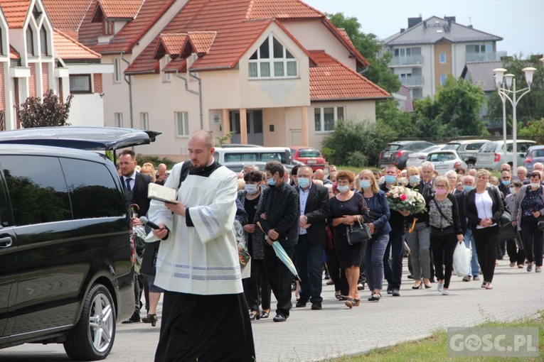 Ostatnie pożegnanie śp. ks. Romana Jarosza