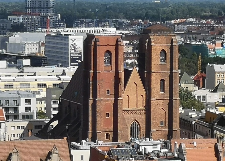 Na wieży bazyliki św. Elżbiety