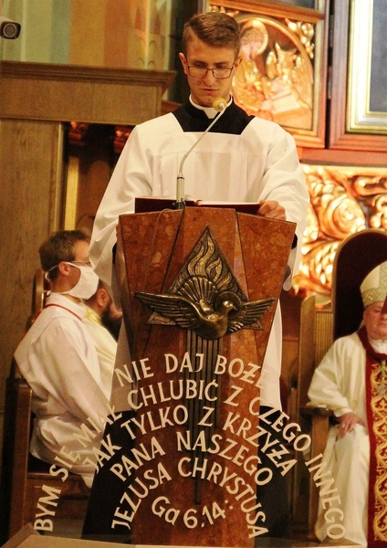 Oazowicze z bp. Piotrem Gregerem w bielskiej katedrze św. Mikołaja - 2020