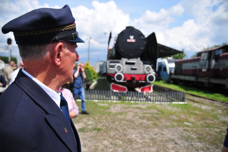 Obchody, z udziałem młodego pokolenia i liderów strajków lubelskich z 1980 r.