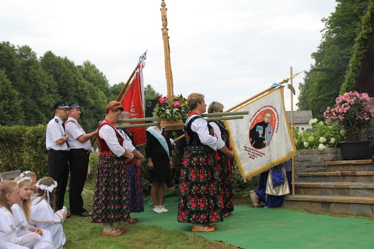 Cisiec i Kamesznica u Matki Bożej Szkaplerznej na Grapce