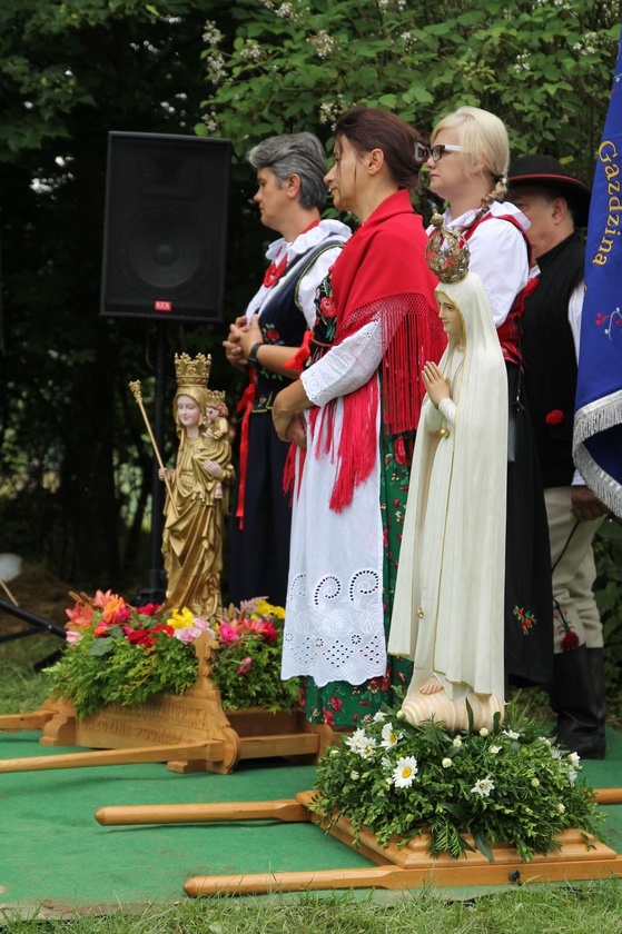 Cisiec i Kamesznica u Matki Bożej Szkaplerznej na Grapce