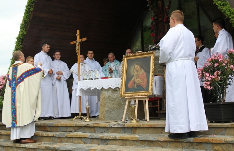 Cisiec i Kamesznica u Matki Bożej Szkaplerznej na Grapce