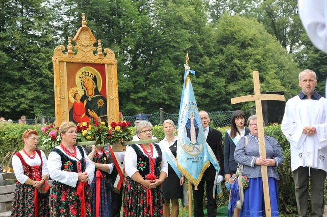 Cisiec i Kamesznica u Matki Bożej Szkaplerznej na Grapce